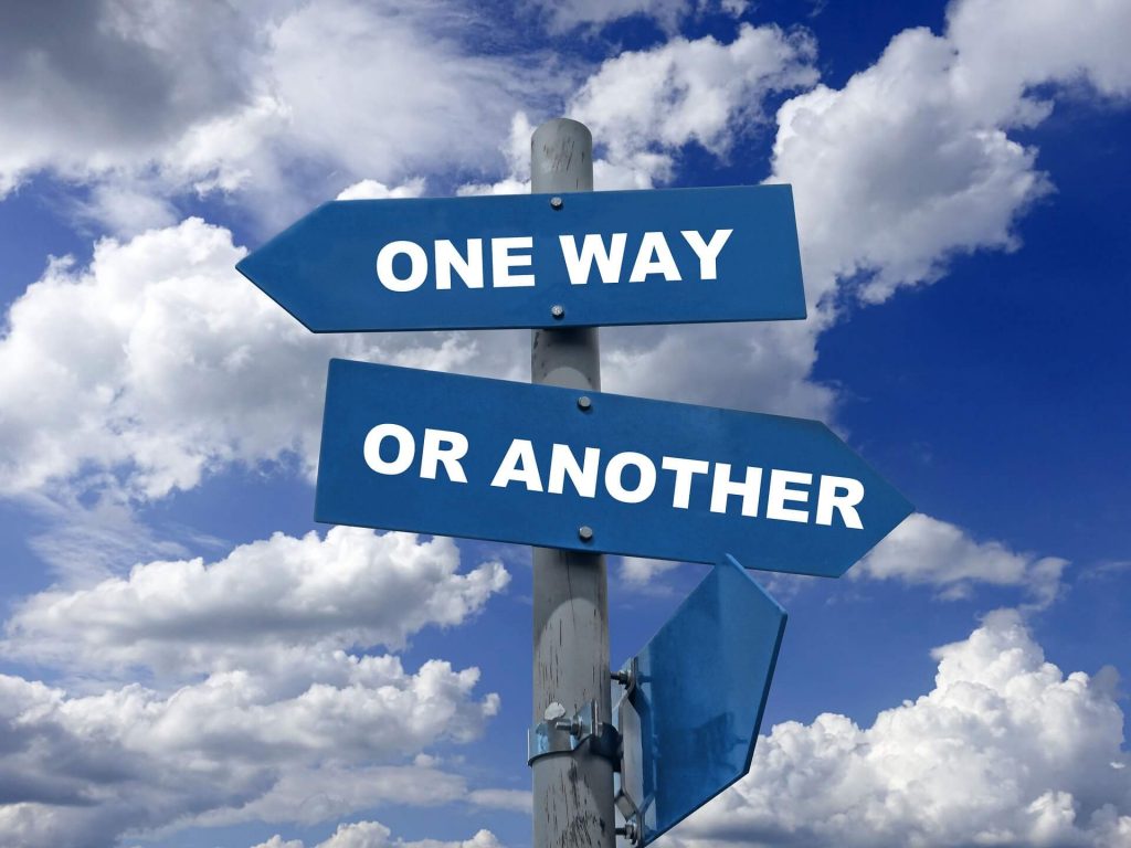 Signpost-showing-one-way-or-another